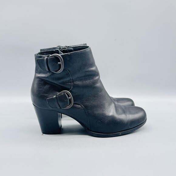 Born Boots Women 7.5 Black Leather Ankle Bootie Buckle Strap Side Zip Block Heel - Picture 1 of 12